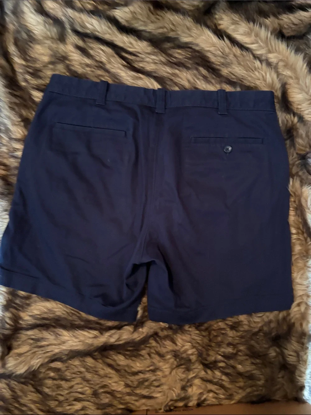 J. Crew Men’s Navy Flat-Front 7” Inseam Shorts Size 34